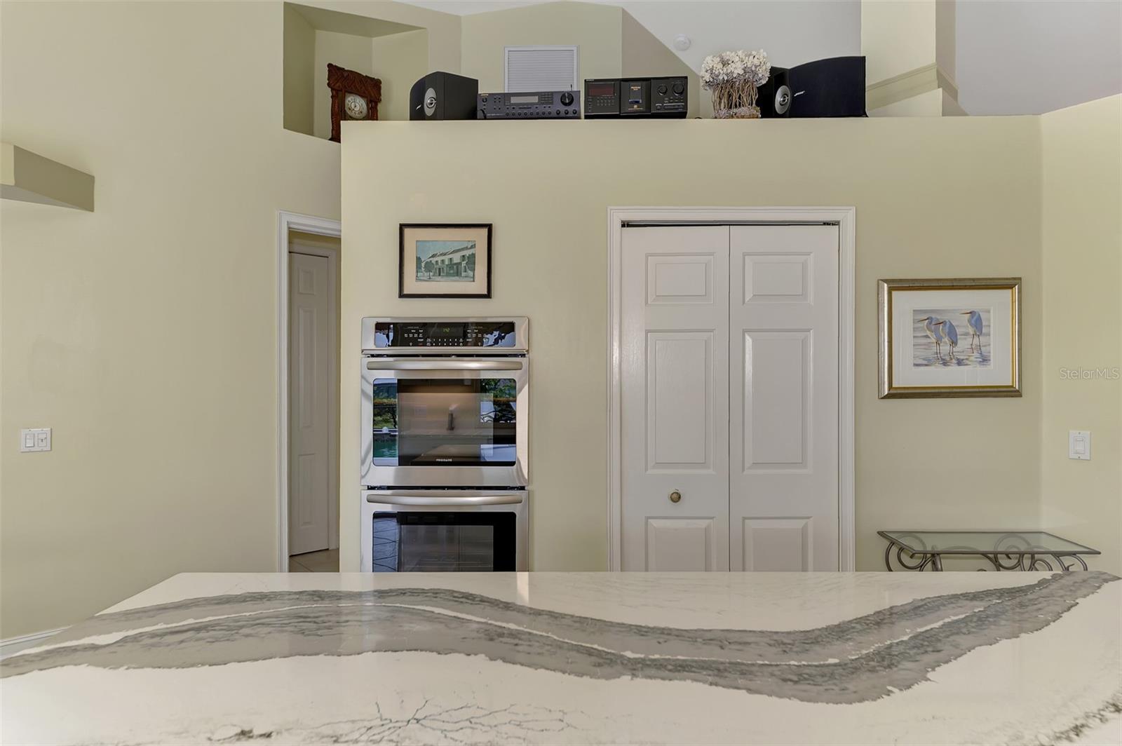 910 PARK PLACE DR, ENGLEWOOD, FL, 34223