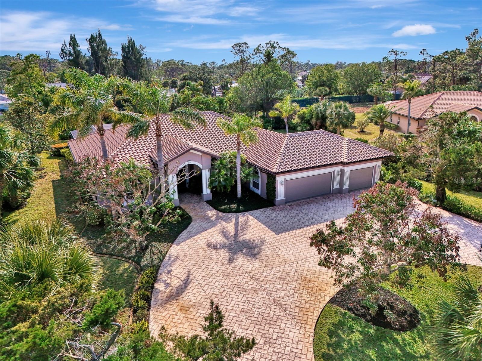 910 PARK PLACE DR, ENGLEWOOD, FL, 34223
