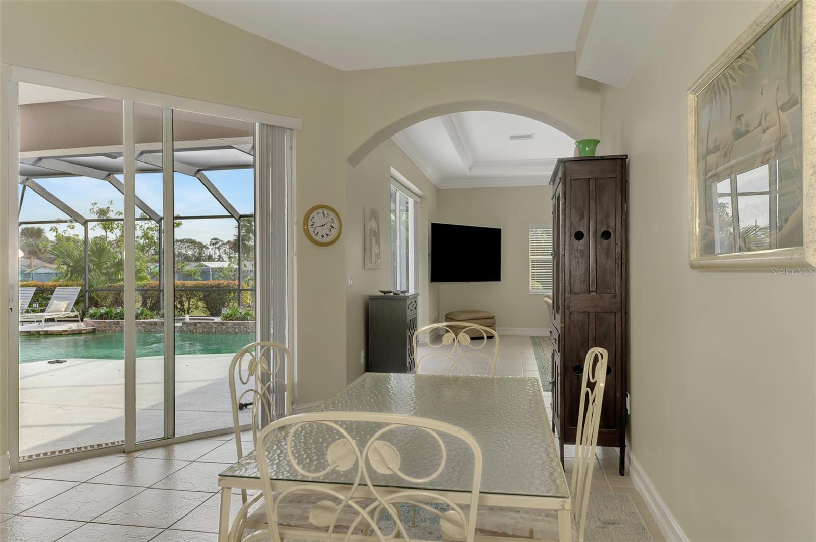 910 PARK PLACE DR, ENGLEWOOD, FL, 34223