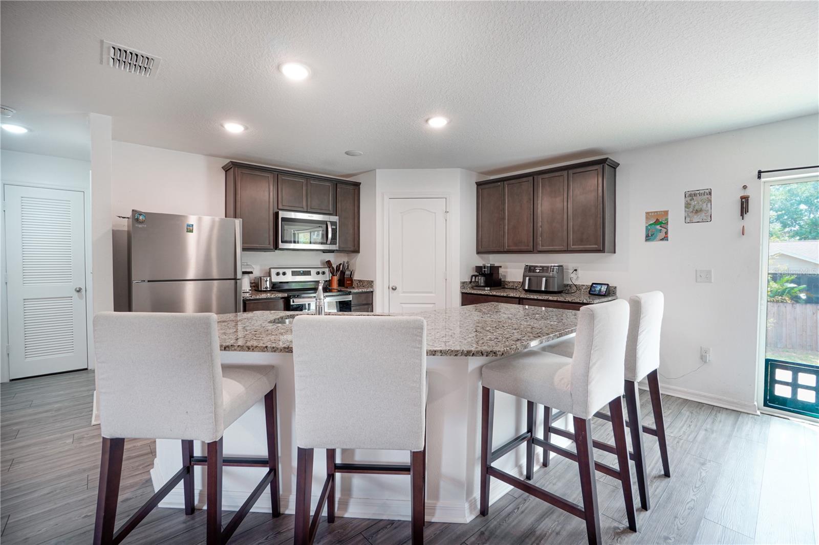 936 DANDRIDGE DR, DELTONA, FL, 32725