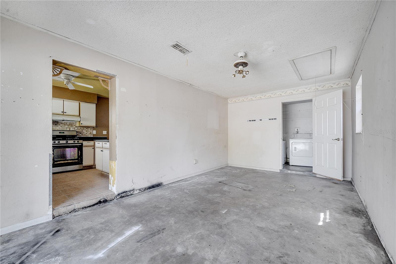 10433 MONTPELIER CIR, ORLANDO, FL, 32821