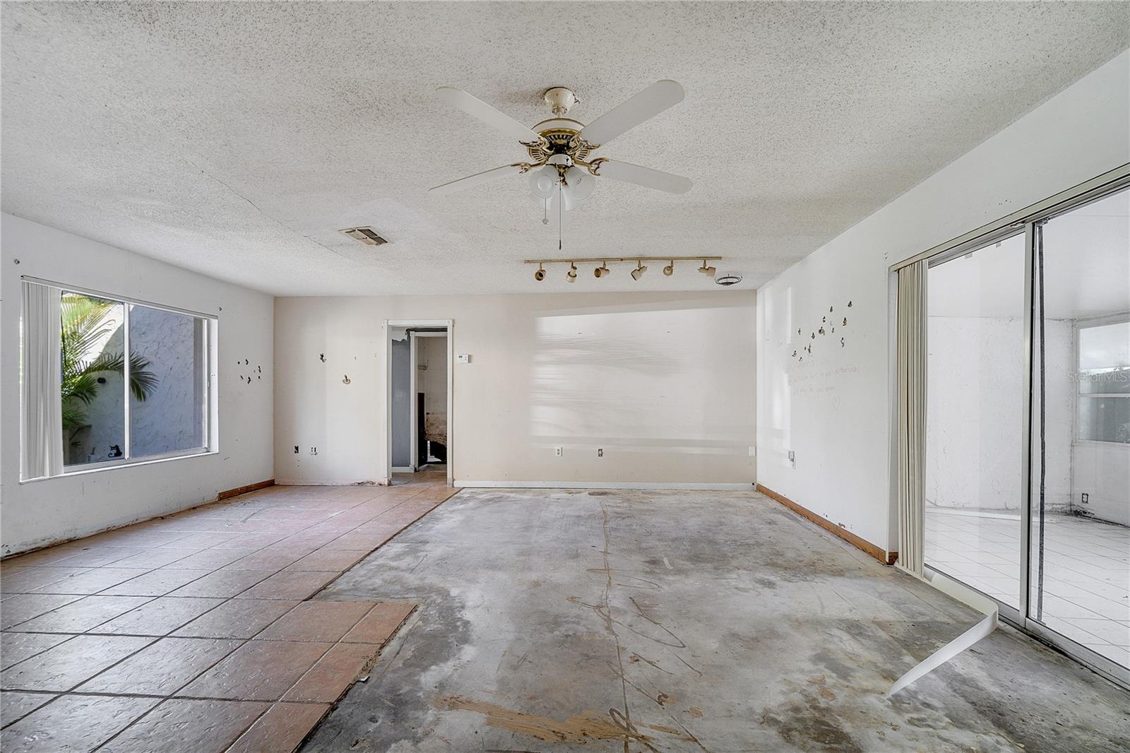 10433 MONTPELIER CIR, ORLANDO, FL, 32821