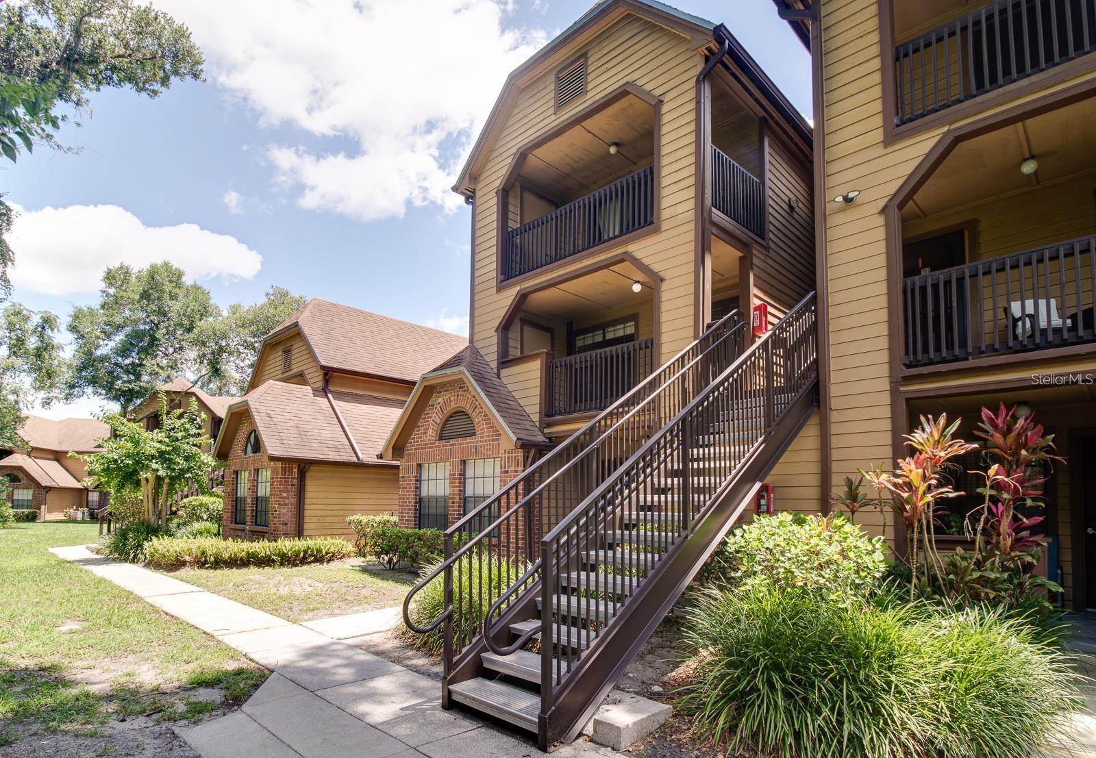 415 LAKEPOINTE DR #202, ALTAMONTE SPRINGS, FL, 32701