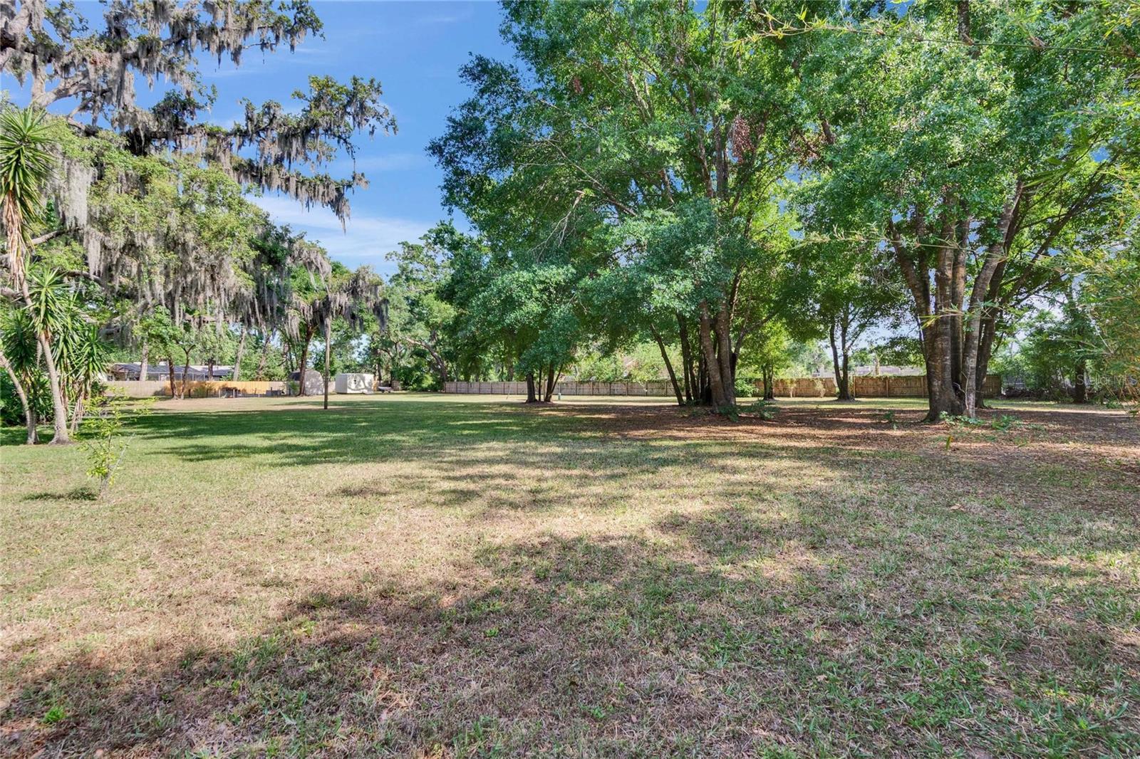 2714 LITTLE RD, VALRICO, FL, 33596