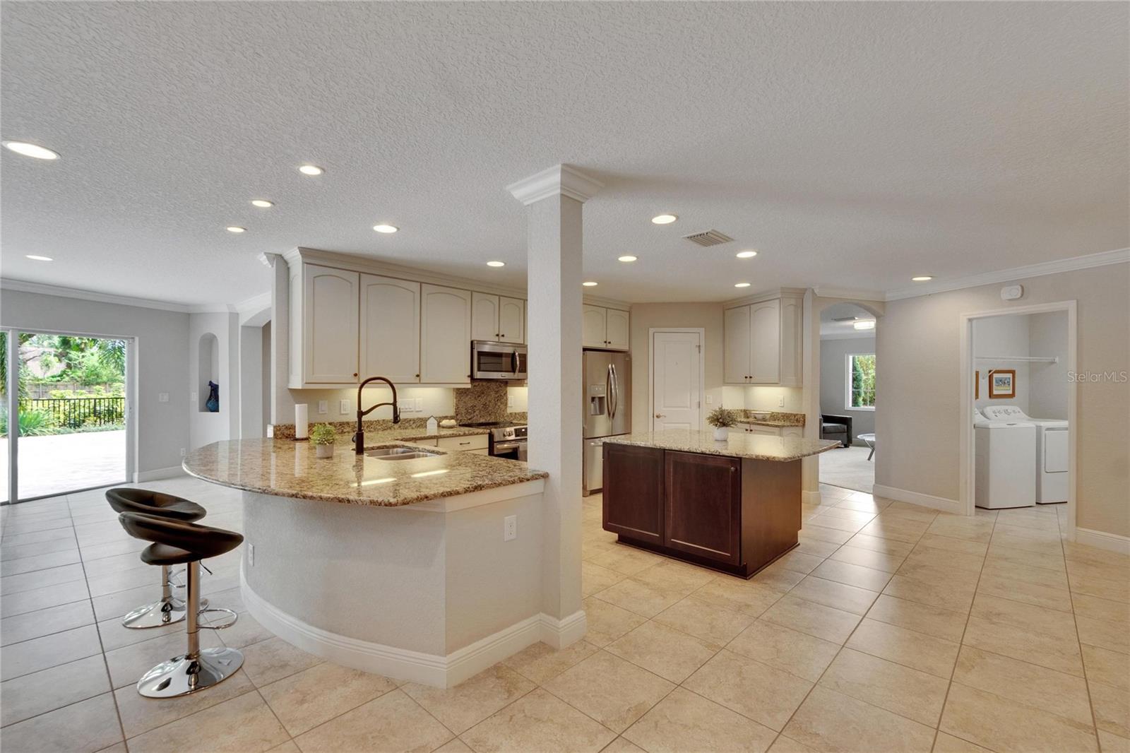 2714 LITTLE RD, VALRICO, FL, 33596