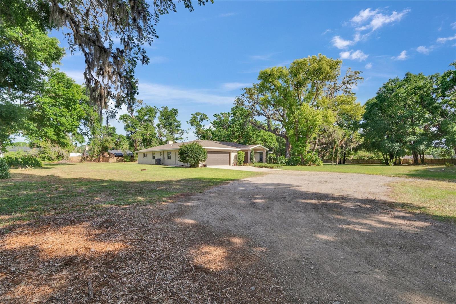 2714 LITTLE RD, VALRICO, FL, 33596