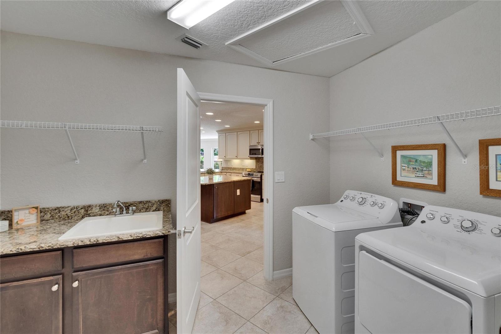 2714 LITTLE RD, VALRICO, FL, 33596