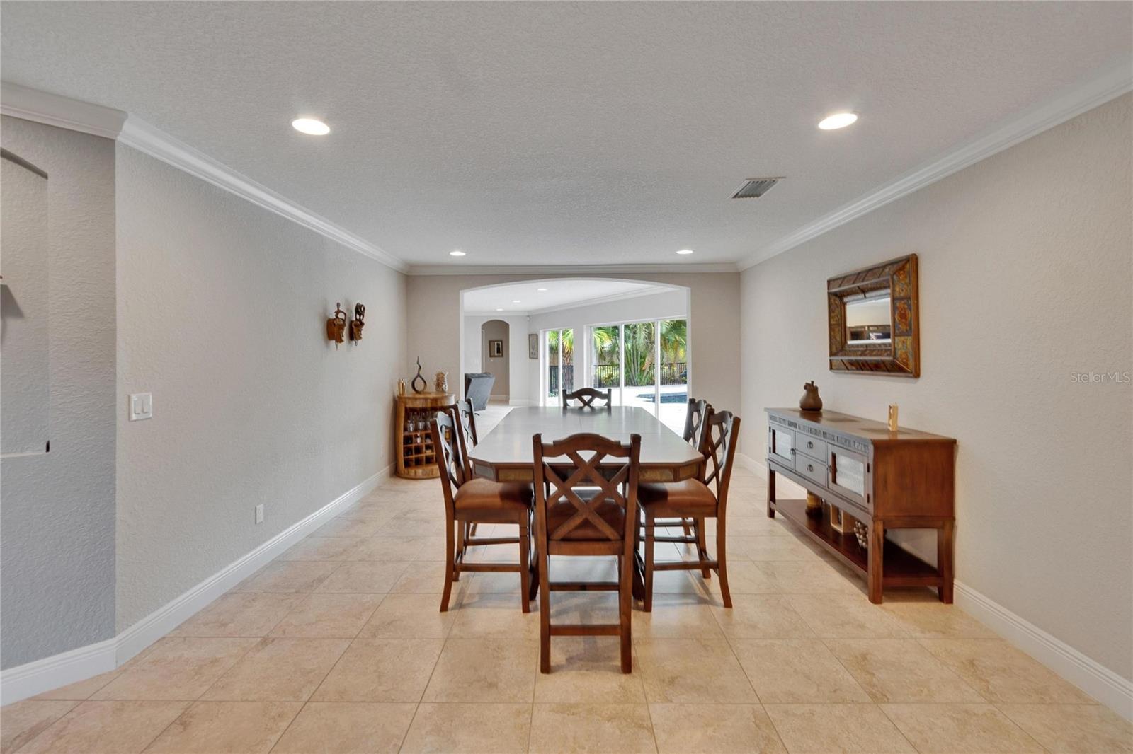 2714 LITTLE RD, VALRICO, FL, 33596