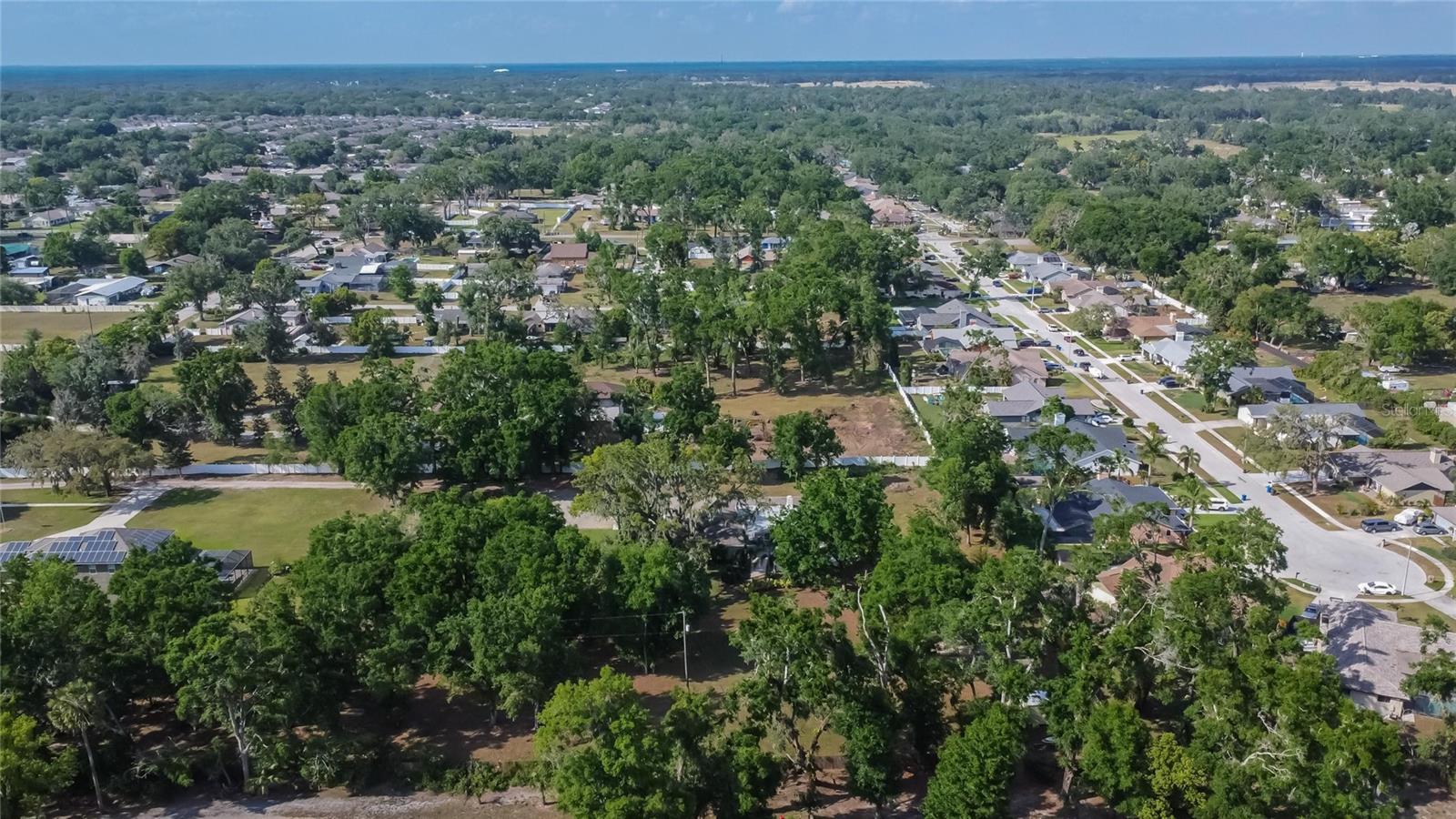 2714 LITTLE RD, VALRICO, FL, 33596