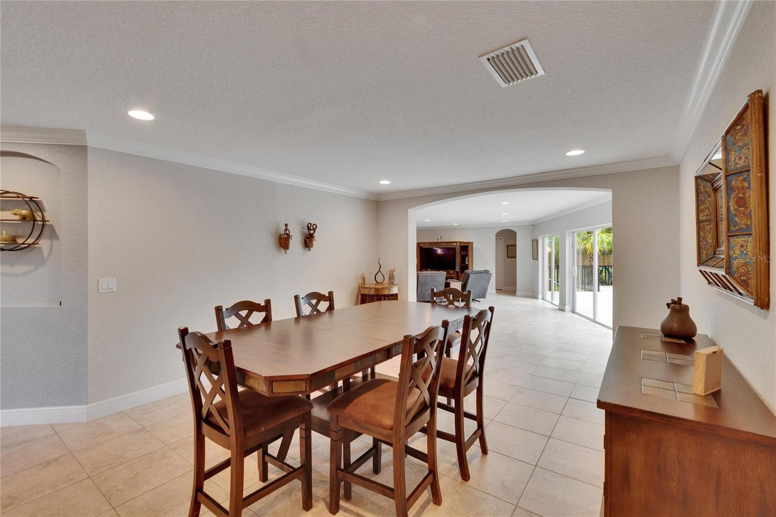 2714 LITTLE RD, VALRICO, FL, 33596
