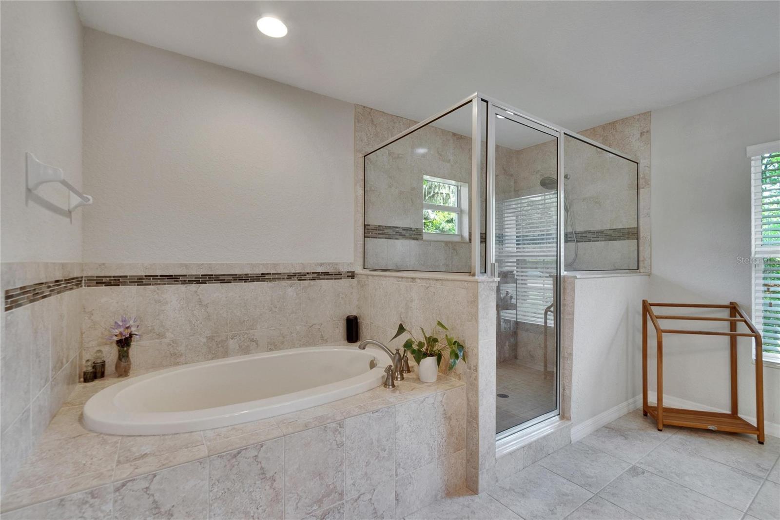 2714 LITTLE RD, VALRICO, FL, 33596