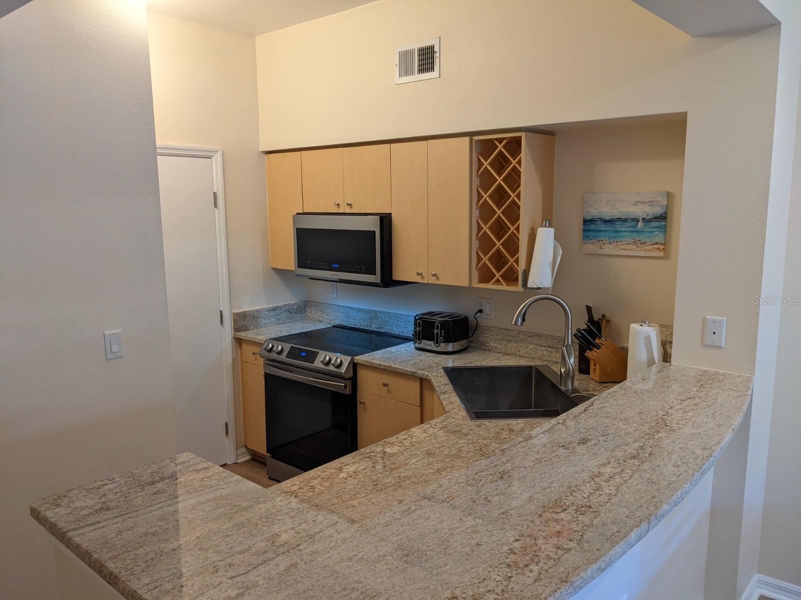 100 4TH AVE S #224, ST PETERSBURG, FL, 33701