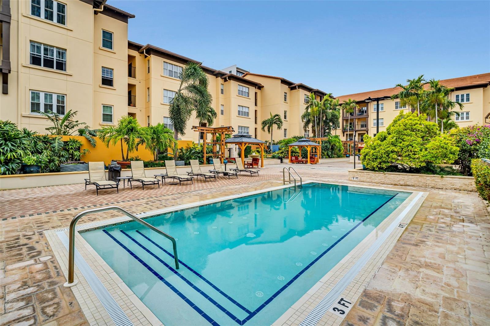 100 4TH AVE S #224, ST PETERSBURG, FL, 33701