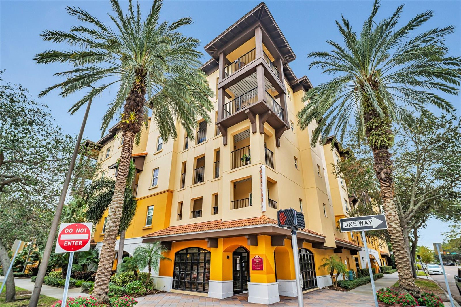 100 4TH AVE S #224, ST PETERSBURG, FL, 33701