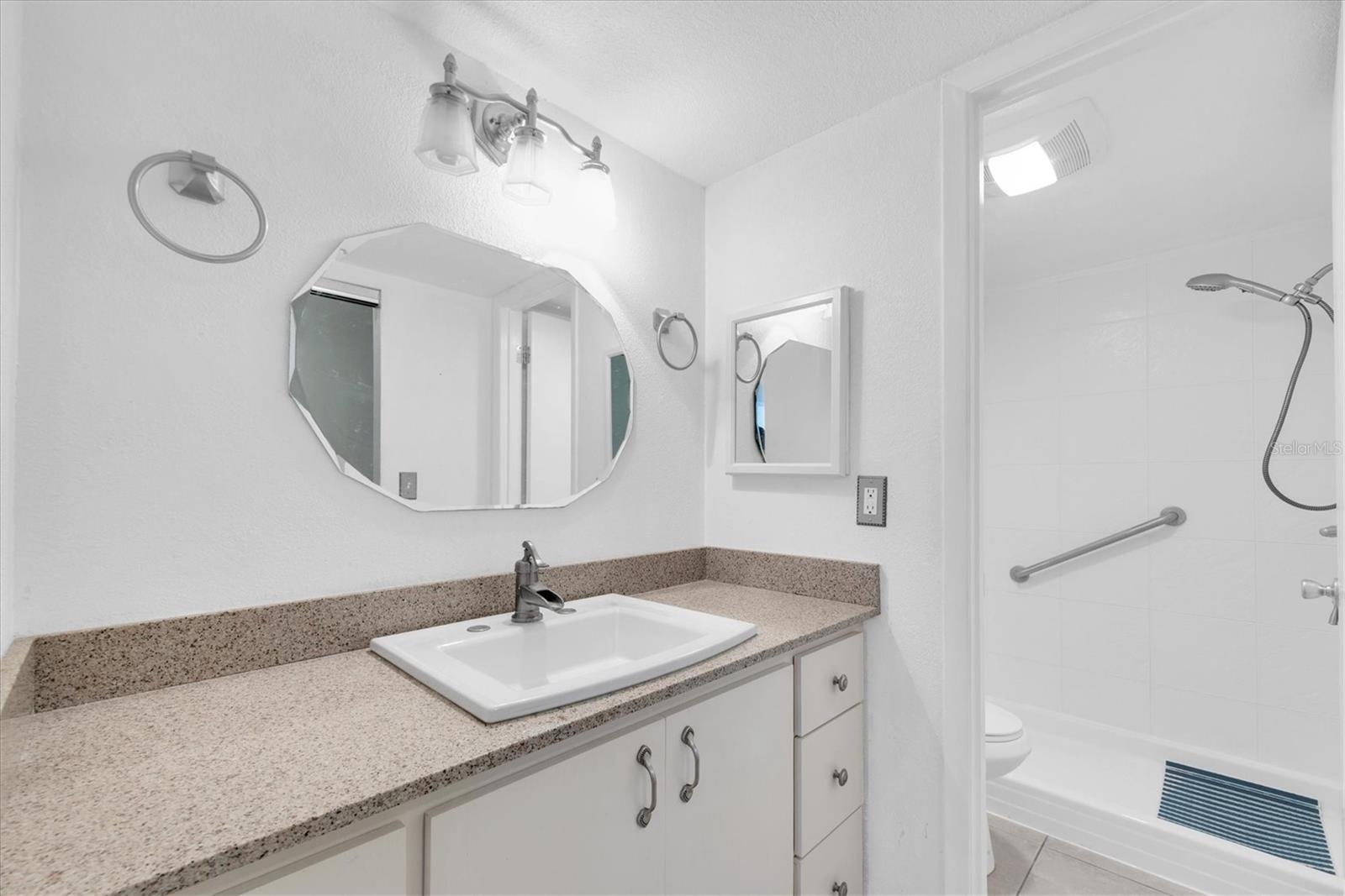 171 MEDALLION BLVD #F, MADEIRA BEACH, FL, 33708
