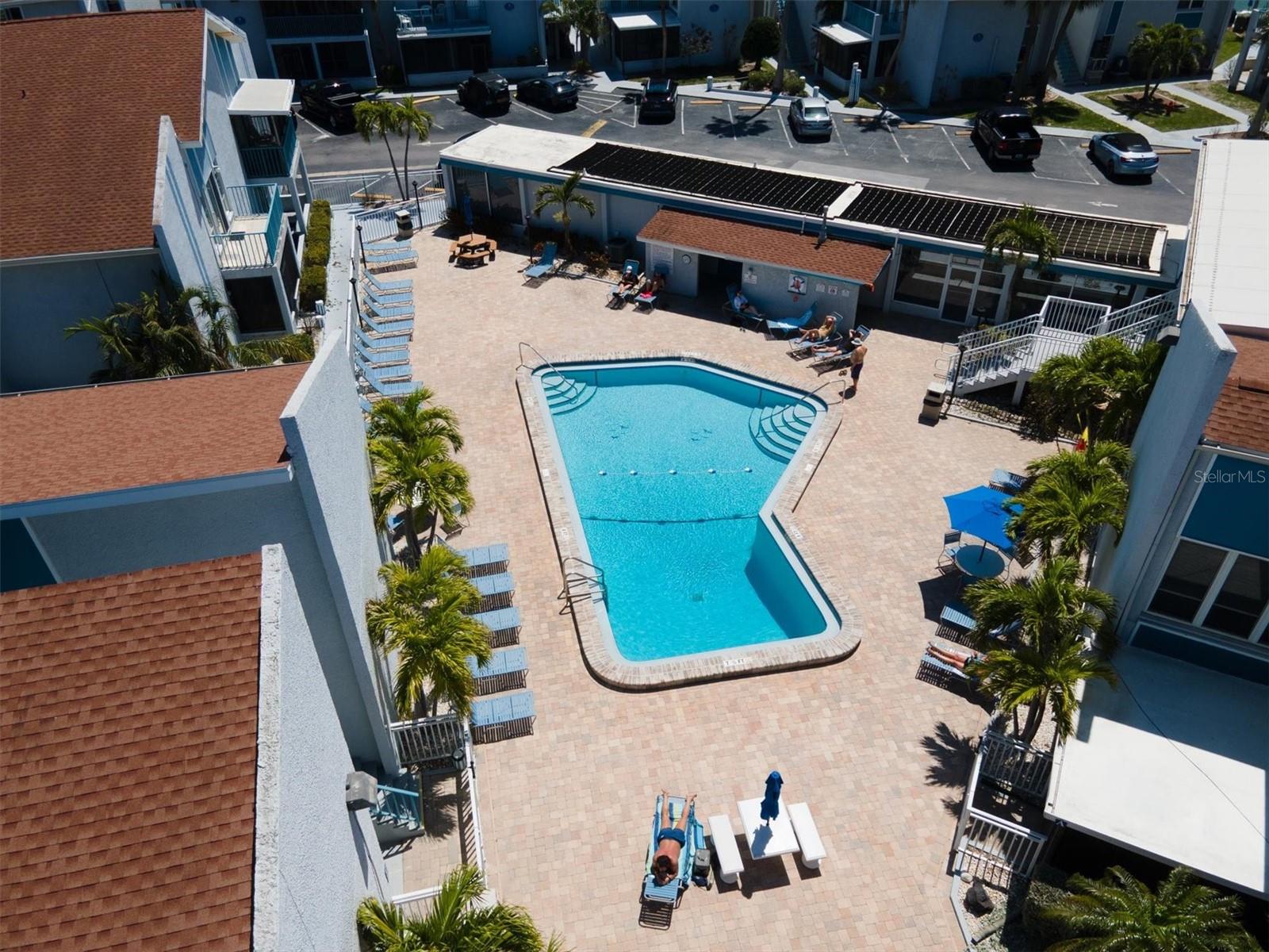 171 MEDALLION BLVD #F, MADEIRA BEACH, FL, 33708