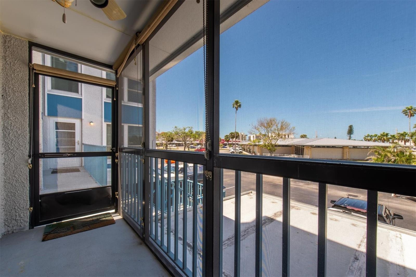 171 MEDALLION BLVD #F, MADEIRA BEACH, FL, 33708