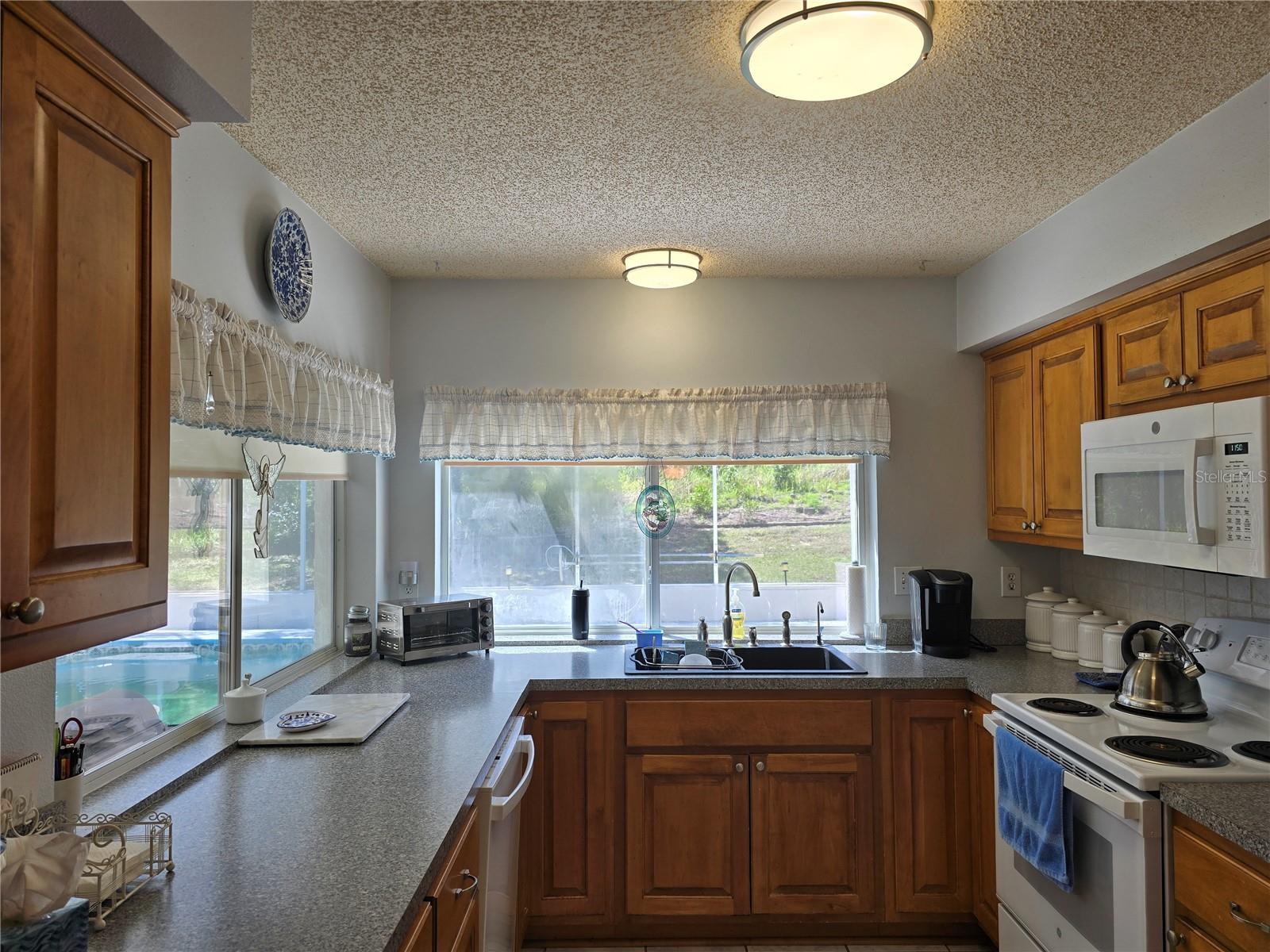 6516 HILLVIEW RD, SPRING HILL, FL, 34606