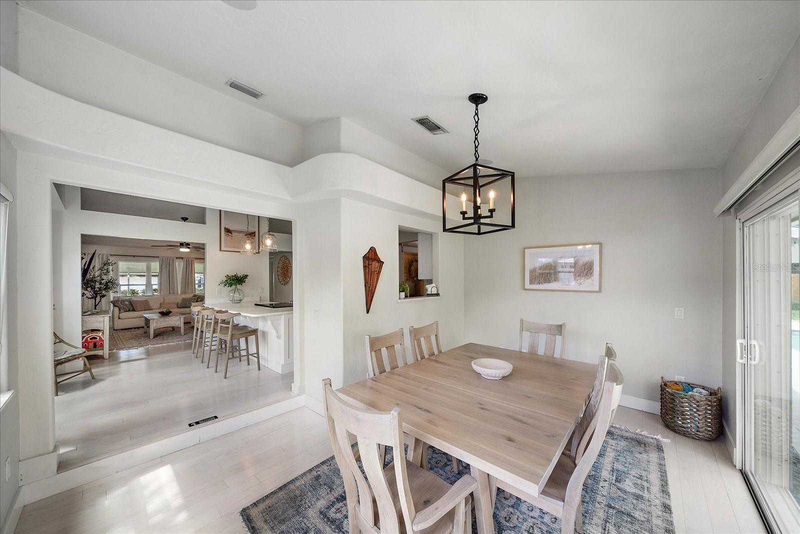 1046 GREYSTONE LN, SARASOTA, FL, 34232