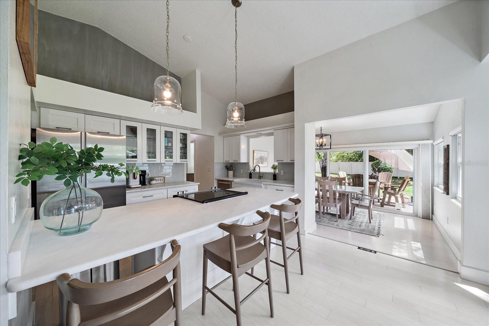 1046 GREYSTONE LN, SARASOTA, FL, 34232