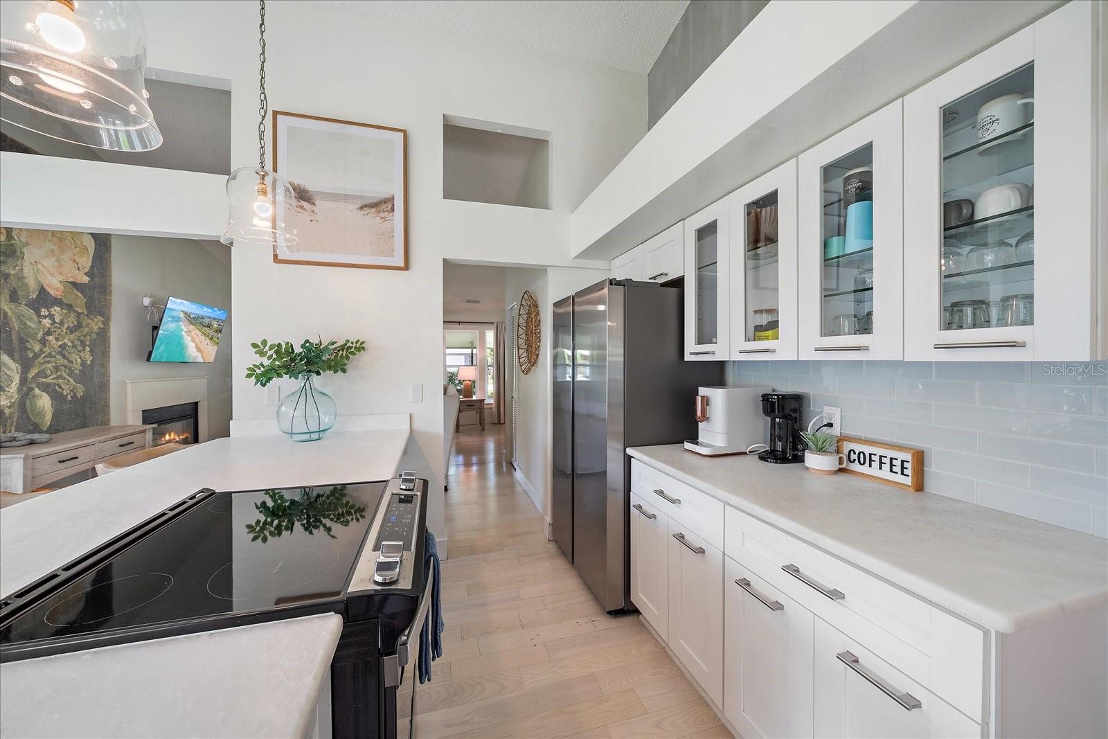 1046 GREYSTONE LN, SARASOTA, FL, 34232