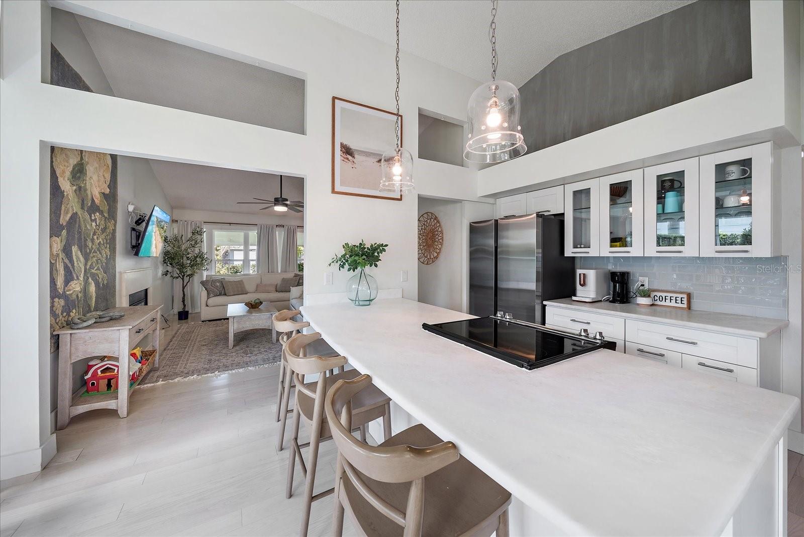 1046 GREYSTONE LN, SARASOTA, FL, 34232