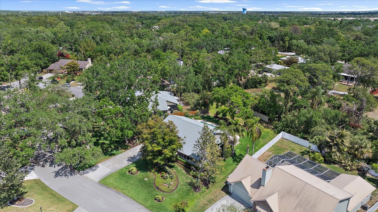 1046 GREYSTONE LN, SARASOTA, FL, 34232