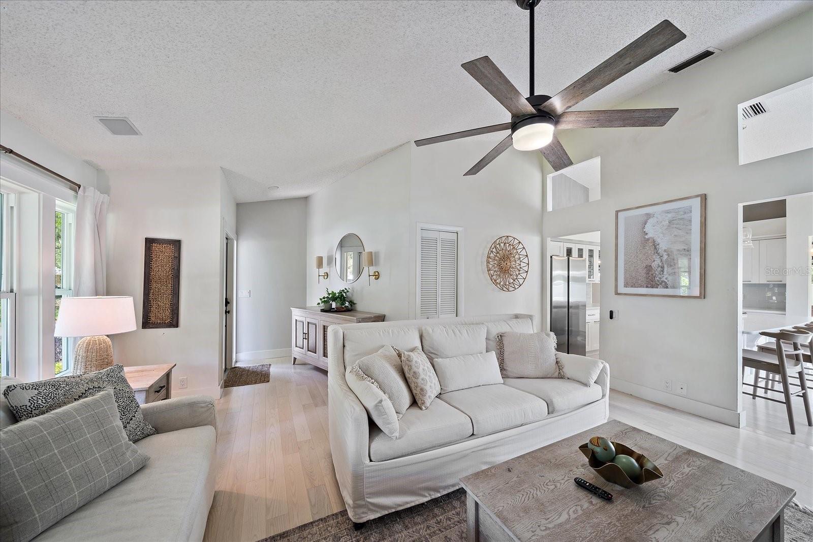 1046 GREYSTONE LN, SARASOTA, FL, 34232