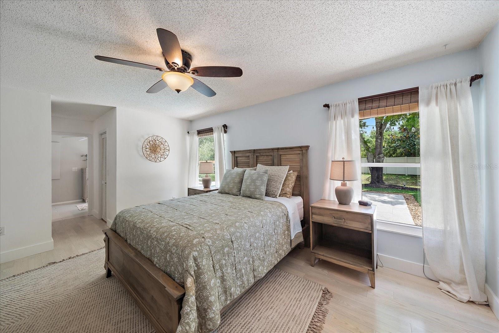 1046 GREYSTONE LN, SARASOTA, FL, 34232