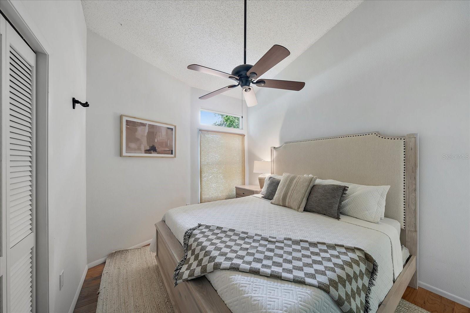1046 GREYSTONE LN, SARASOTA, FL, 34232