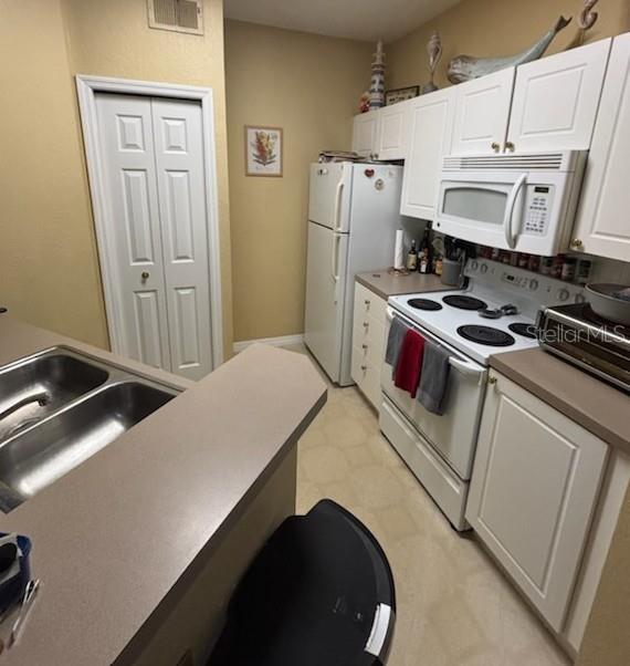 5168 NORTHRIDGE RD #111, SARASOTA, FL, 34238