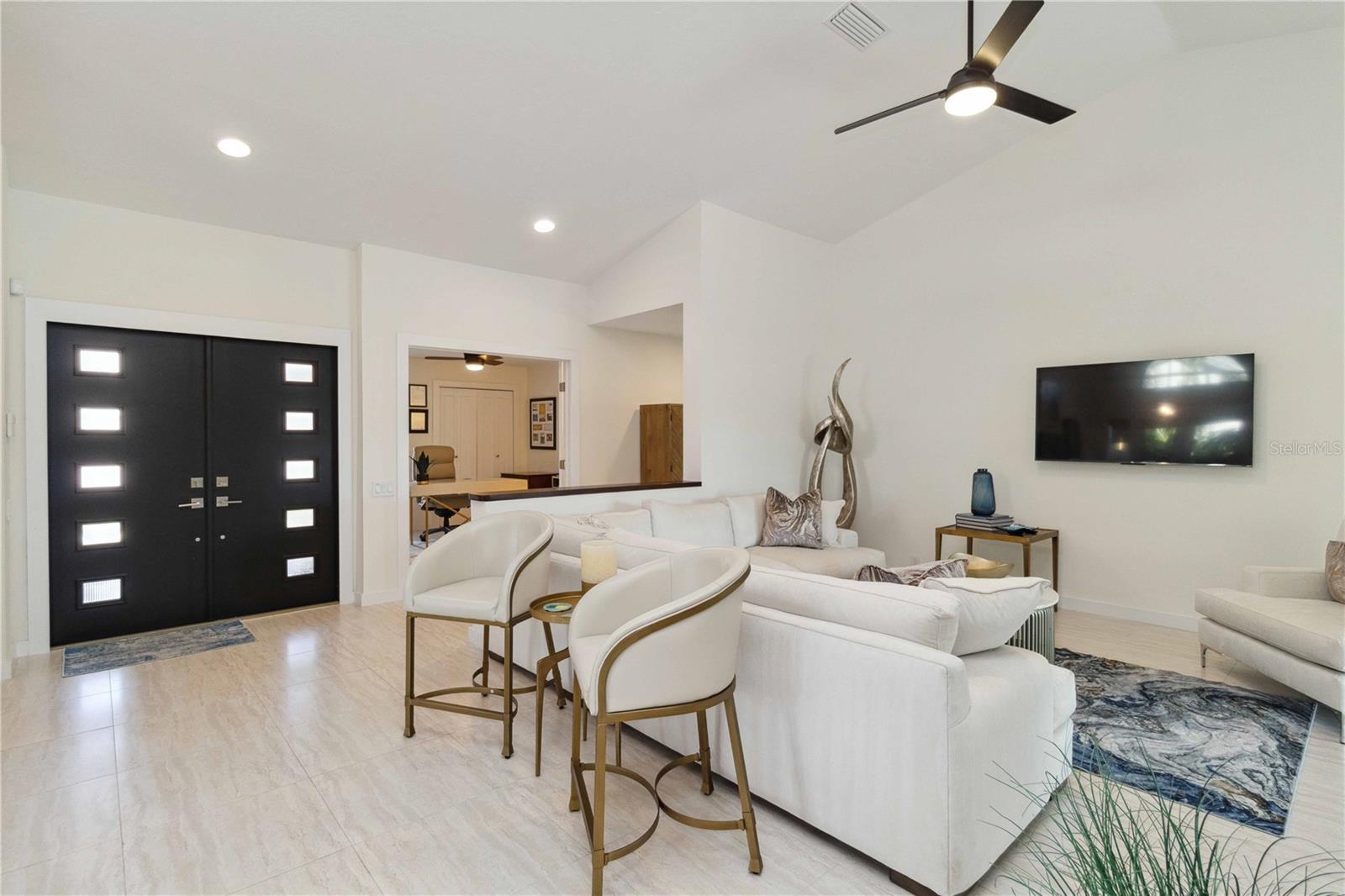 A4647368 Property Photo