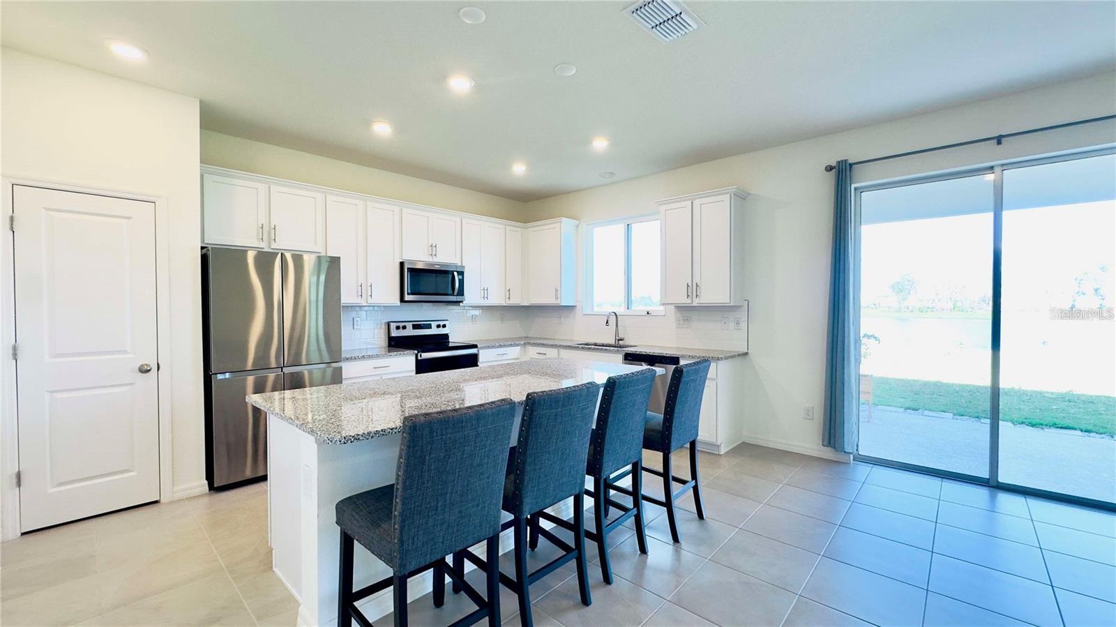 9567 SANDY BLUFFS CIR, PARRISH, FL, 34219