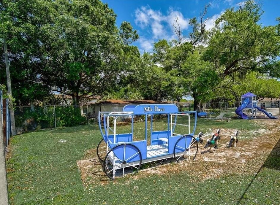 3361 RAMBLEWOOD DR N, SARASOTA, FL, 34237