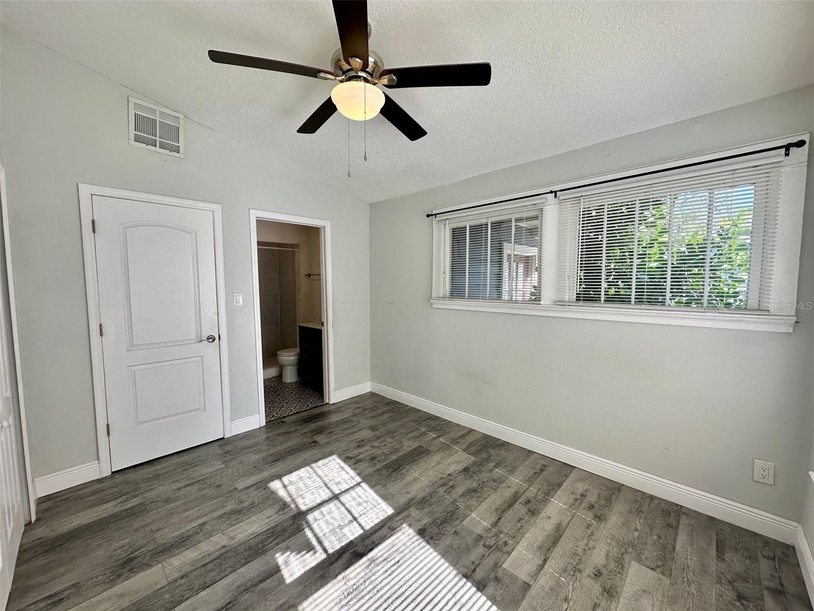 129 E CONCORD ST #B, ORLANDO, FL, 32801