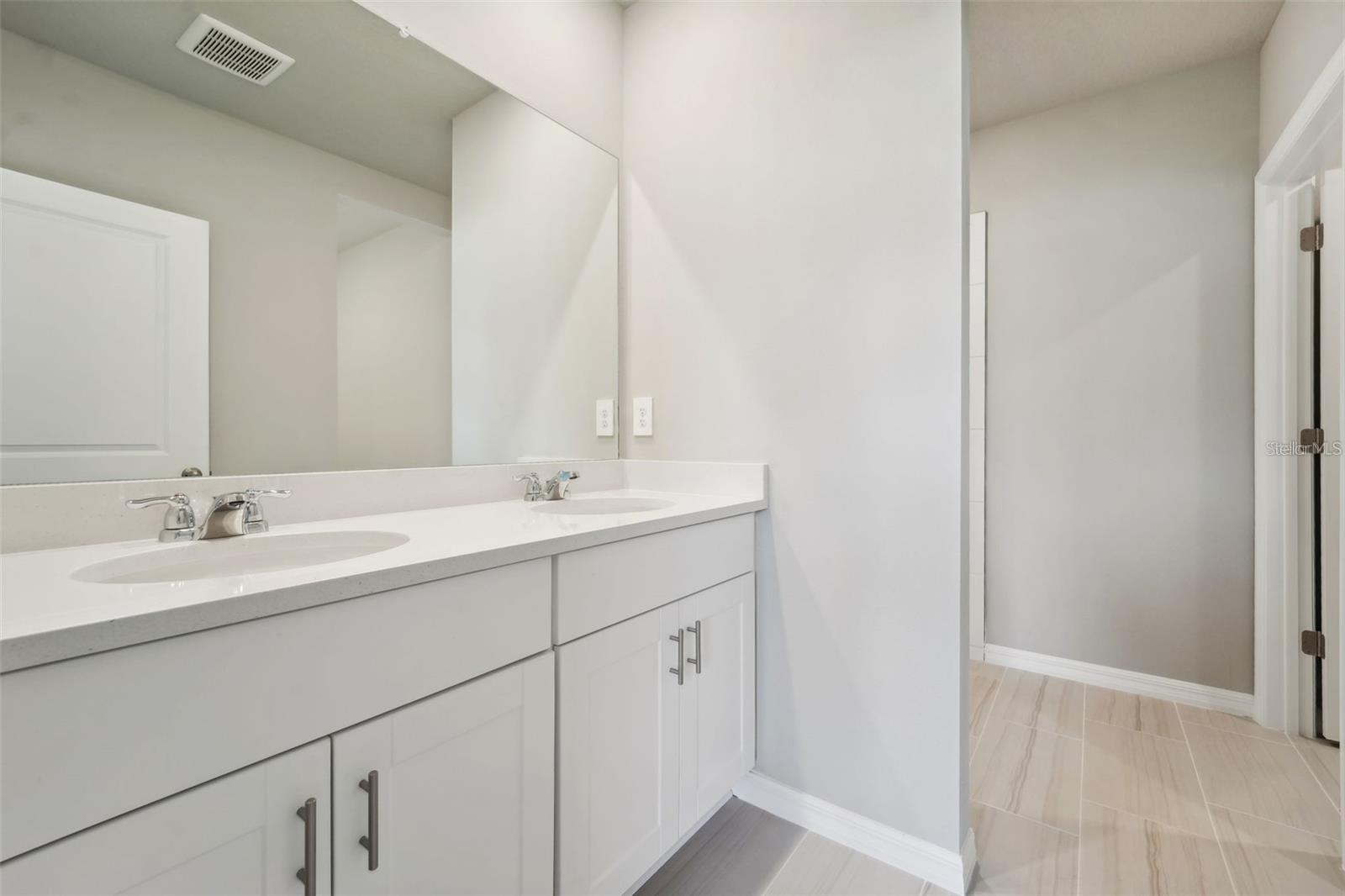 109 WHITELAND BND, NOKOMIS, FL, 34275