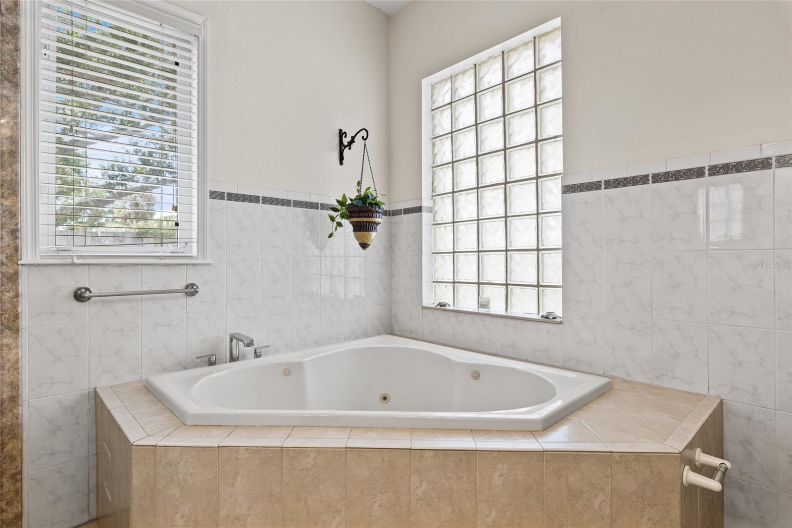 1828 MOVA ST, SARASOTA, FL, 34231