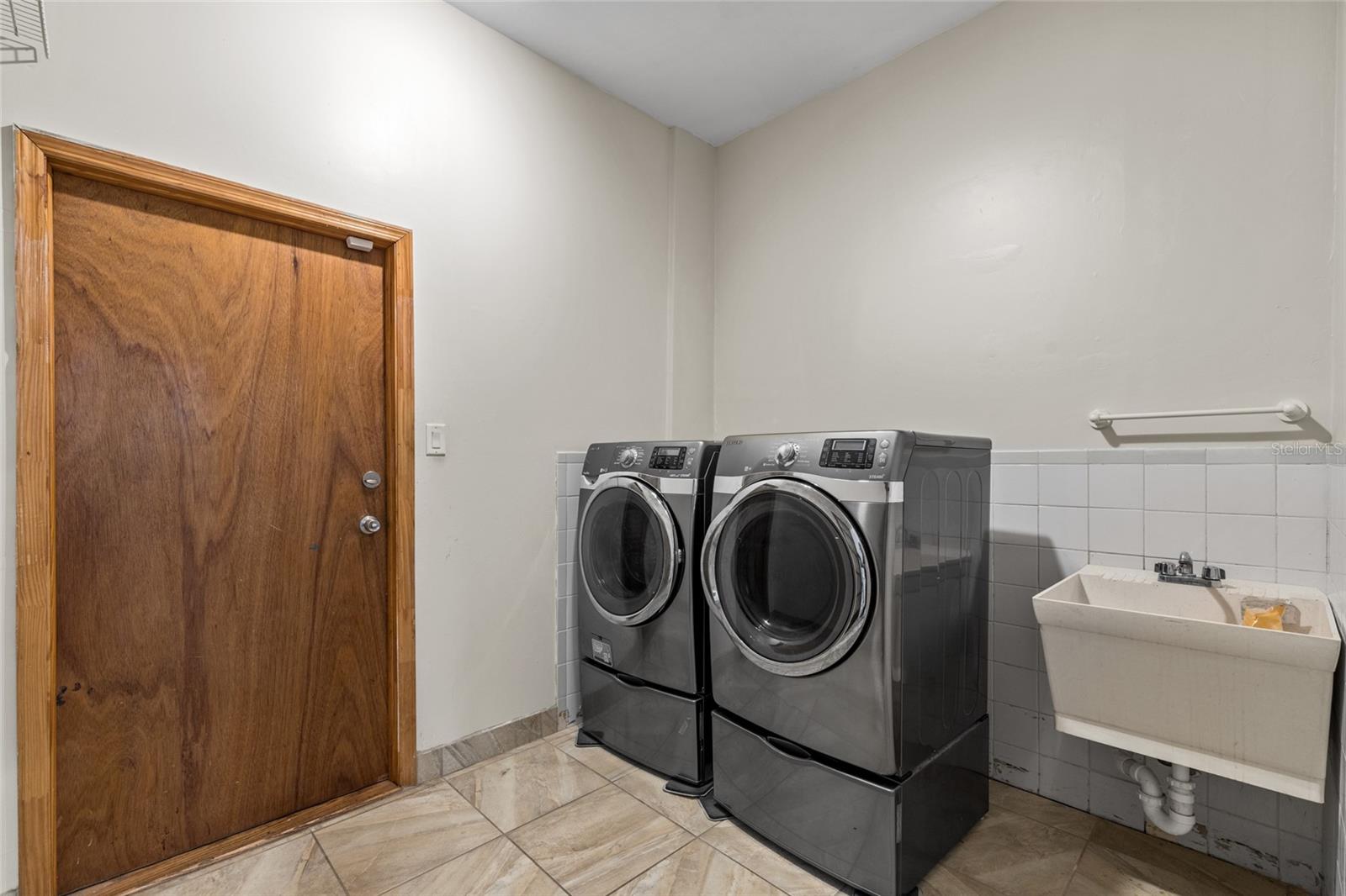 1828 MOVA ST, SARASOTA, FL, 34231