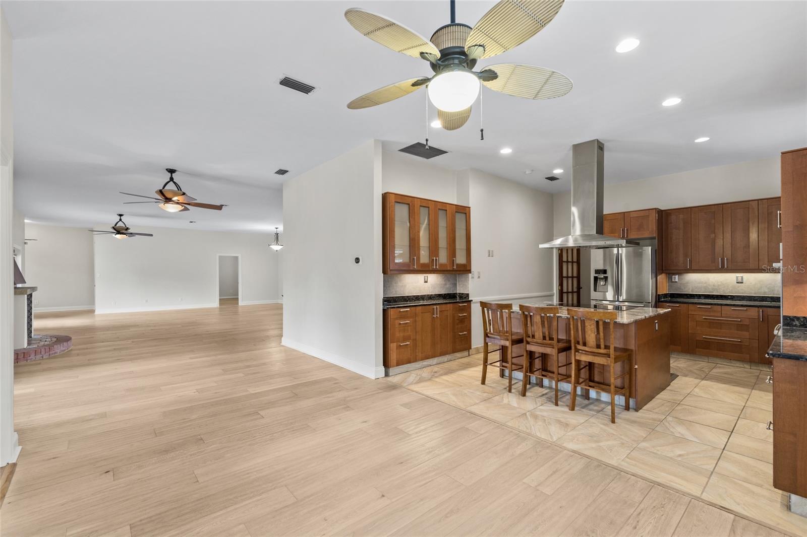 1828 MOVA ST, SARASOTA, FL, 34231