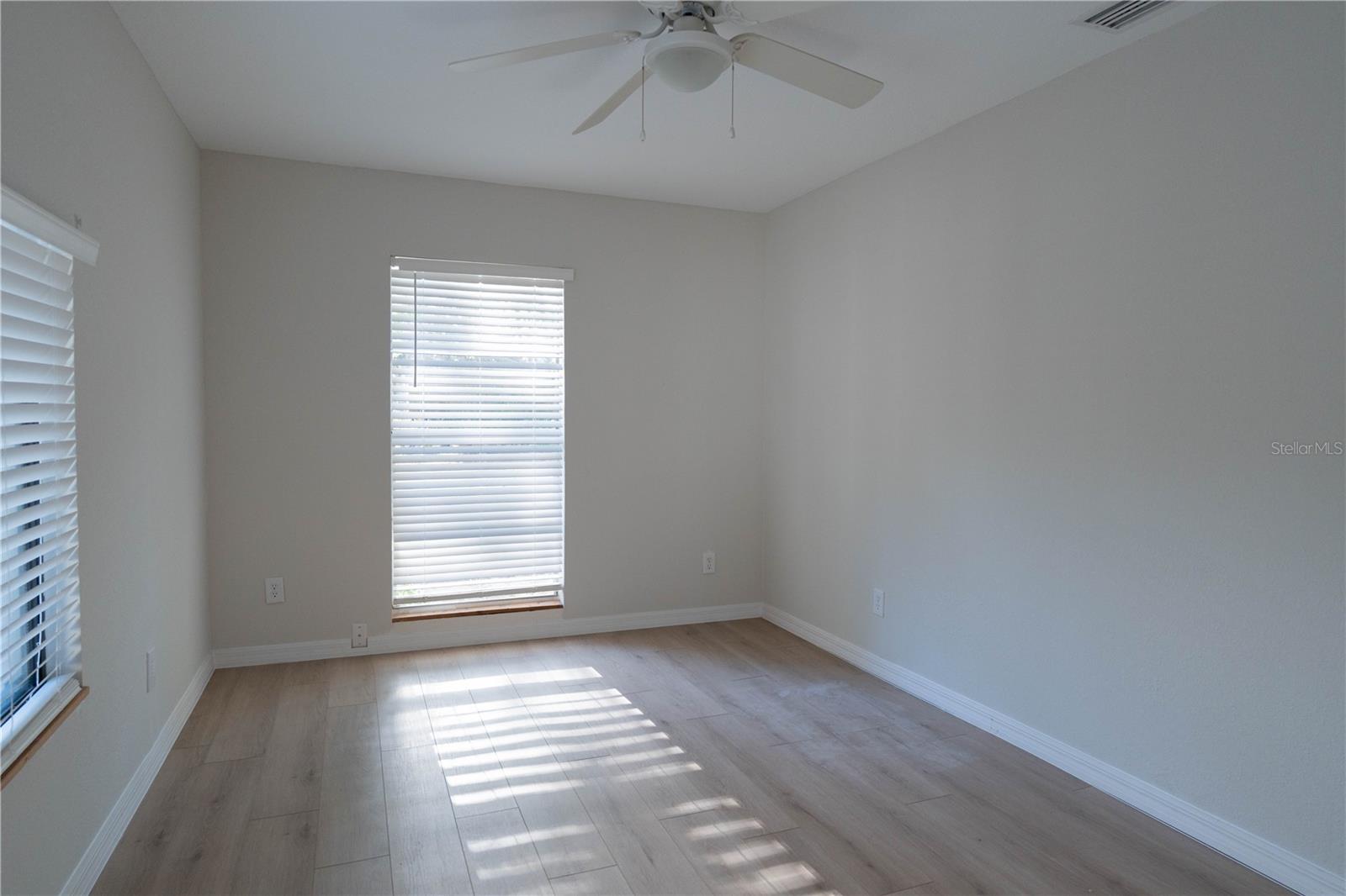 30542 HOYLAKE ST, SORRENTO, FL, 32776