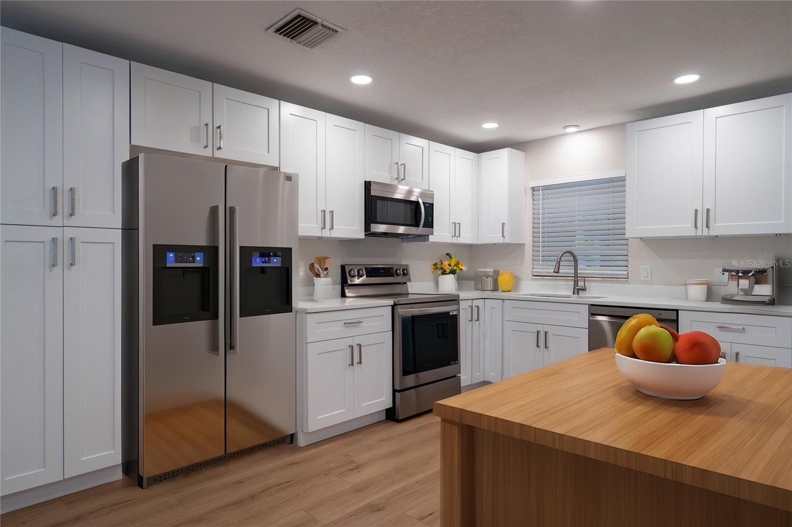 30542 HOYLAKE ST, SORRENTO, FL, 32776