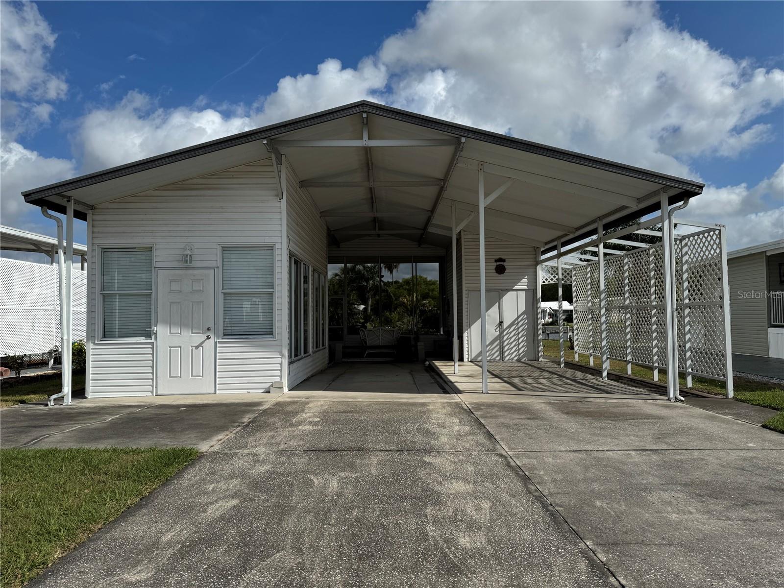 35207 CONDOMINIUM BLVD #Lot 52, ZEPHYRHILLS, FL, 33541