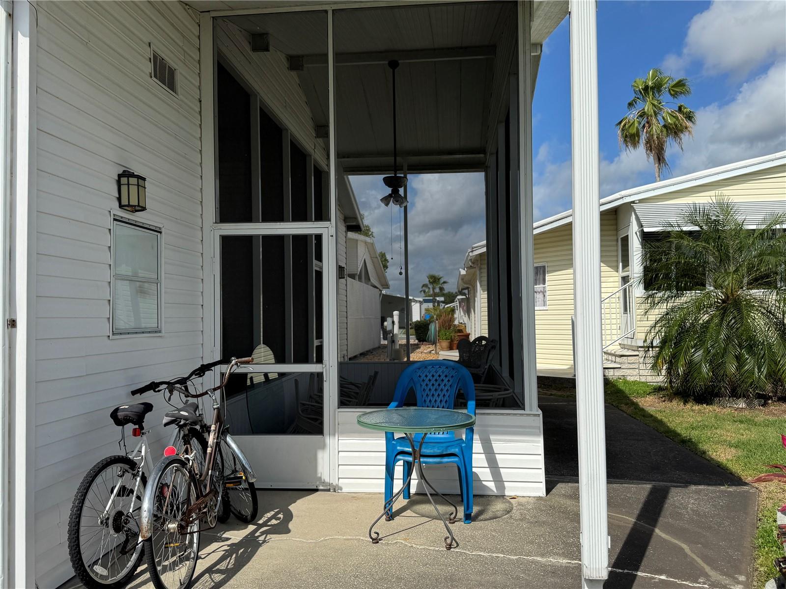35207 CONDOMINIUM BLVD #Lot 52, ZEPHYRHILLS, FL, 33541