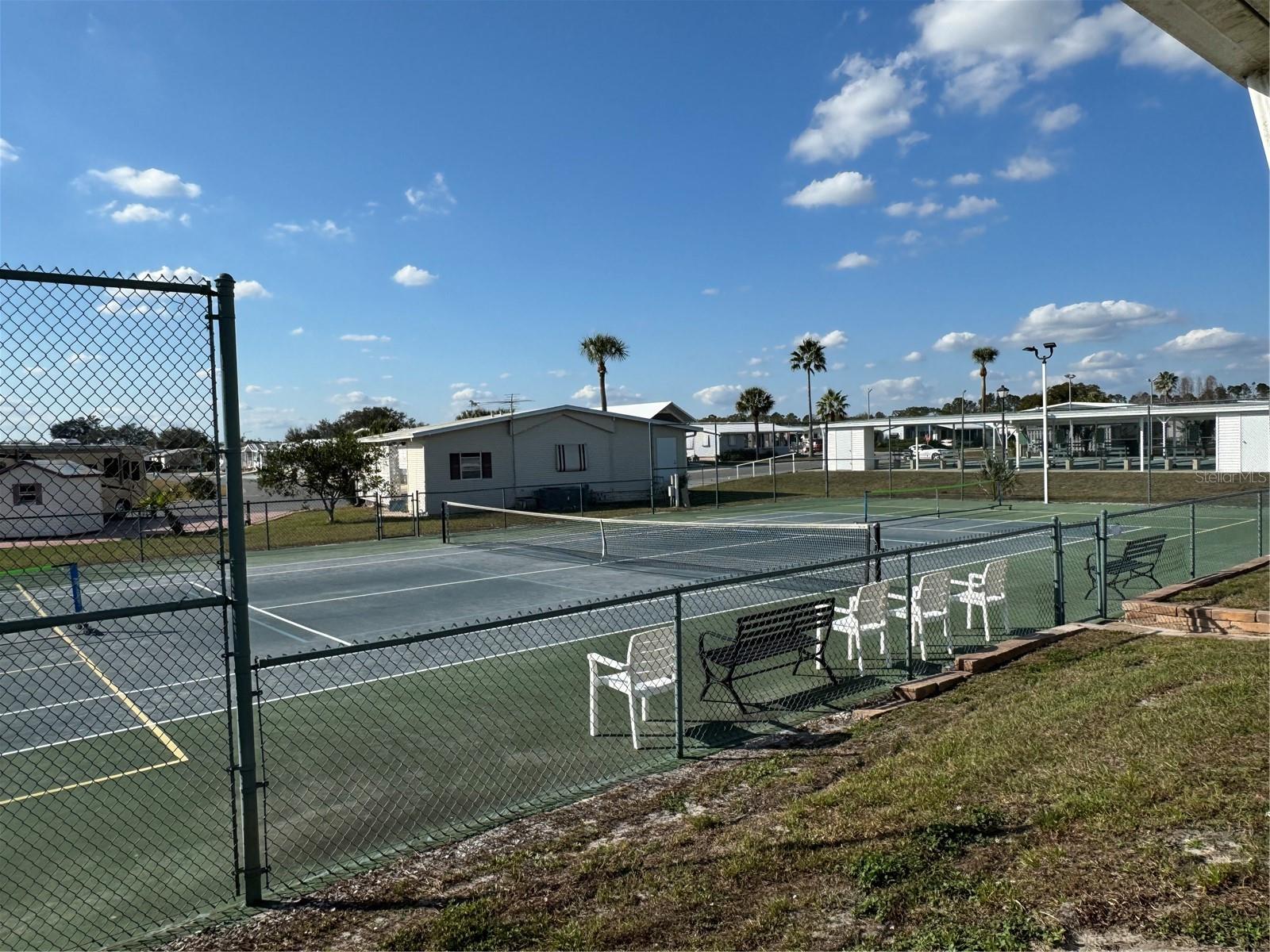 35207 CONDOMINIUM BLVD #Lot 52, ZEPHYRHILLS, FL, 33541