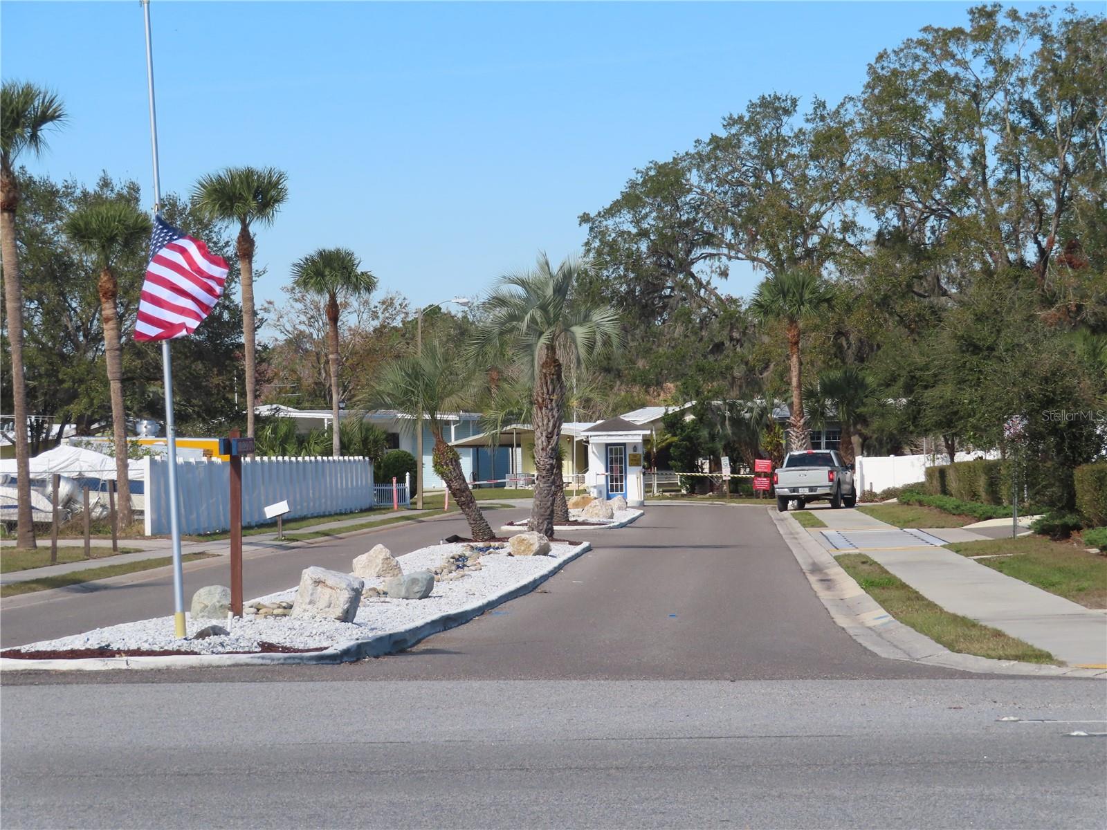 35207 CONDOMINIUM BLVD #Lot 52, ZEPHYRHILLS, FL, 33541