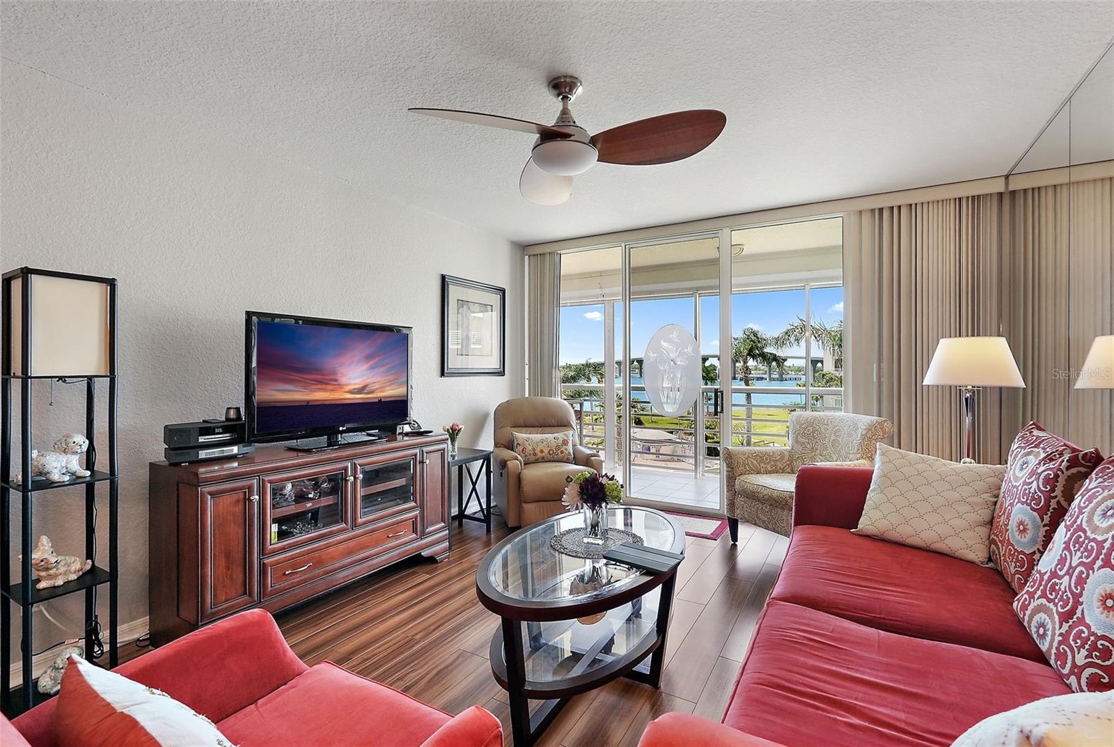 6061 BAHIA DEL MAR CIR #447, ST PETERSBURG, FL, 33715