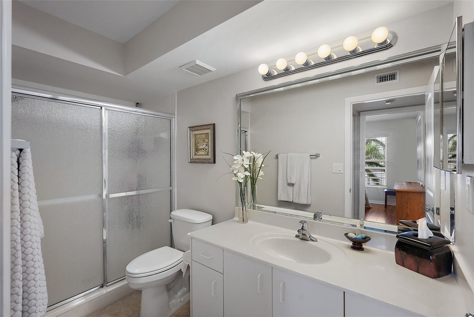 6061 BAHIA DEL MAR CIR #447, ST PETERSBURG, FL, 33715