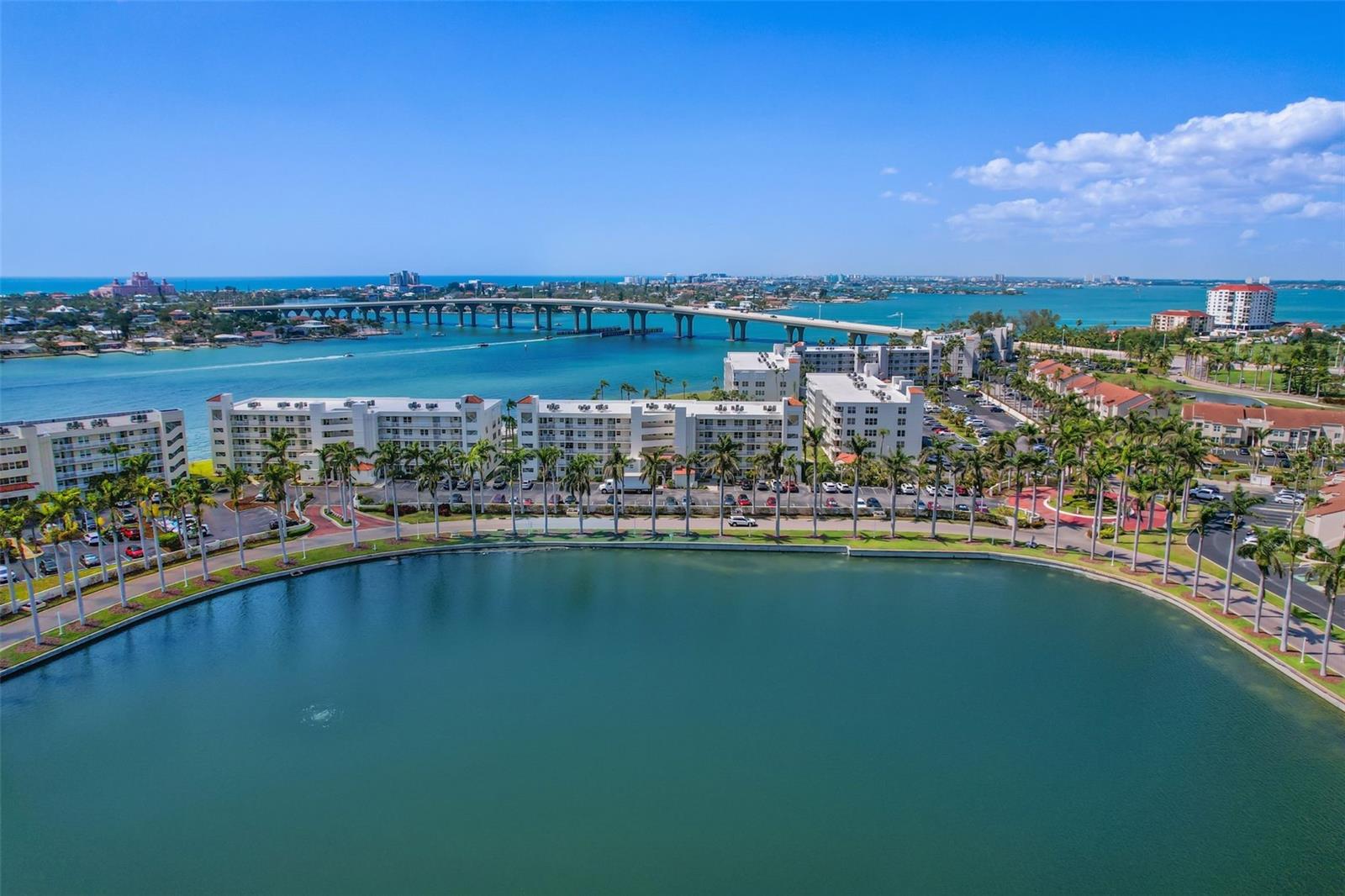 6061 BAHIA DEL MAR CIR #447, ST PETERSBURG, FL, 33715