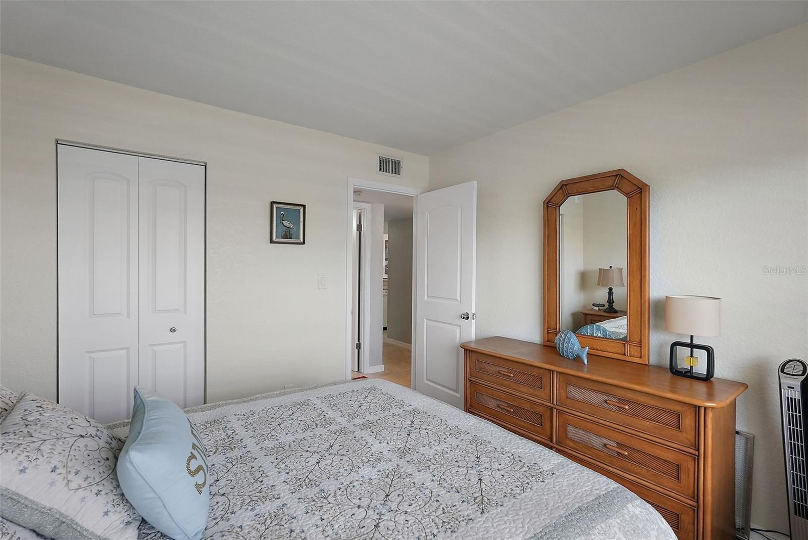 6061 BAHIA DEL MAR CIR #447, ST PETERSBURG, FL, 33715