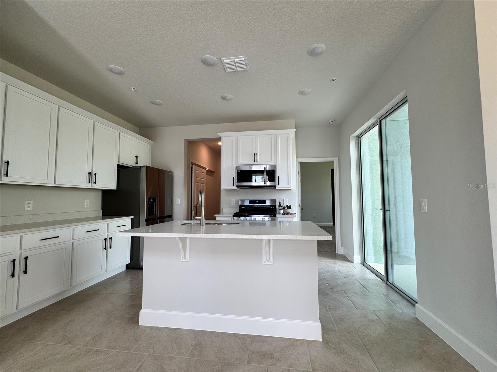 392 BELMOND DR, DEBARY, FL, 32713